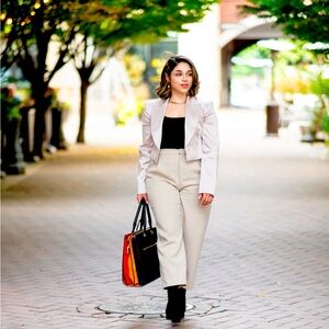 Meet your Posher, Genesis